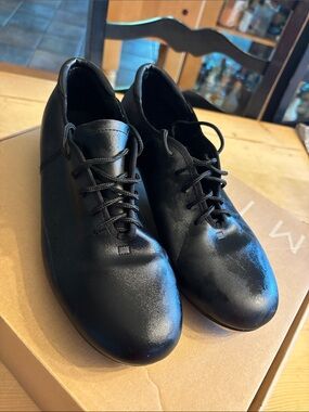 Men's Black Leather Lace-Up dance shoes with taps